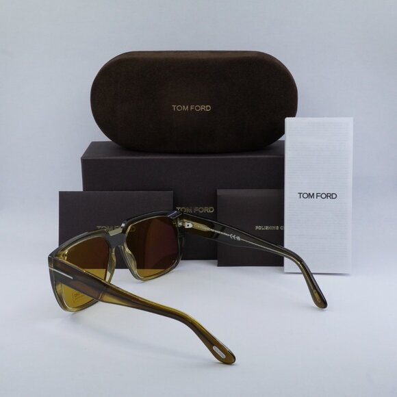 Tom Ford FT1025 55E Oliver 02 Square Sunglasses - Coloured  display picture 2
